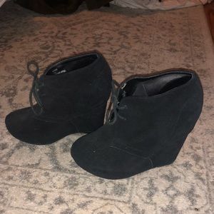 Steve Madden wedged bootie